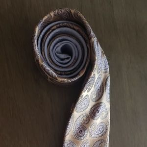 Saks fifth Avenue Necktie